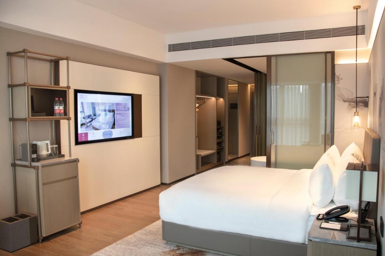 Guangzhou Pazhou Ln Dongfang Hotel Exterior photo