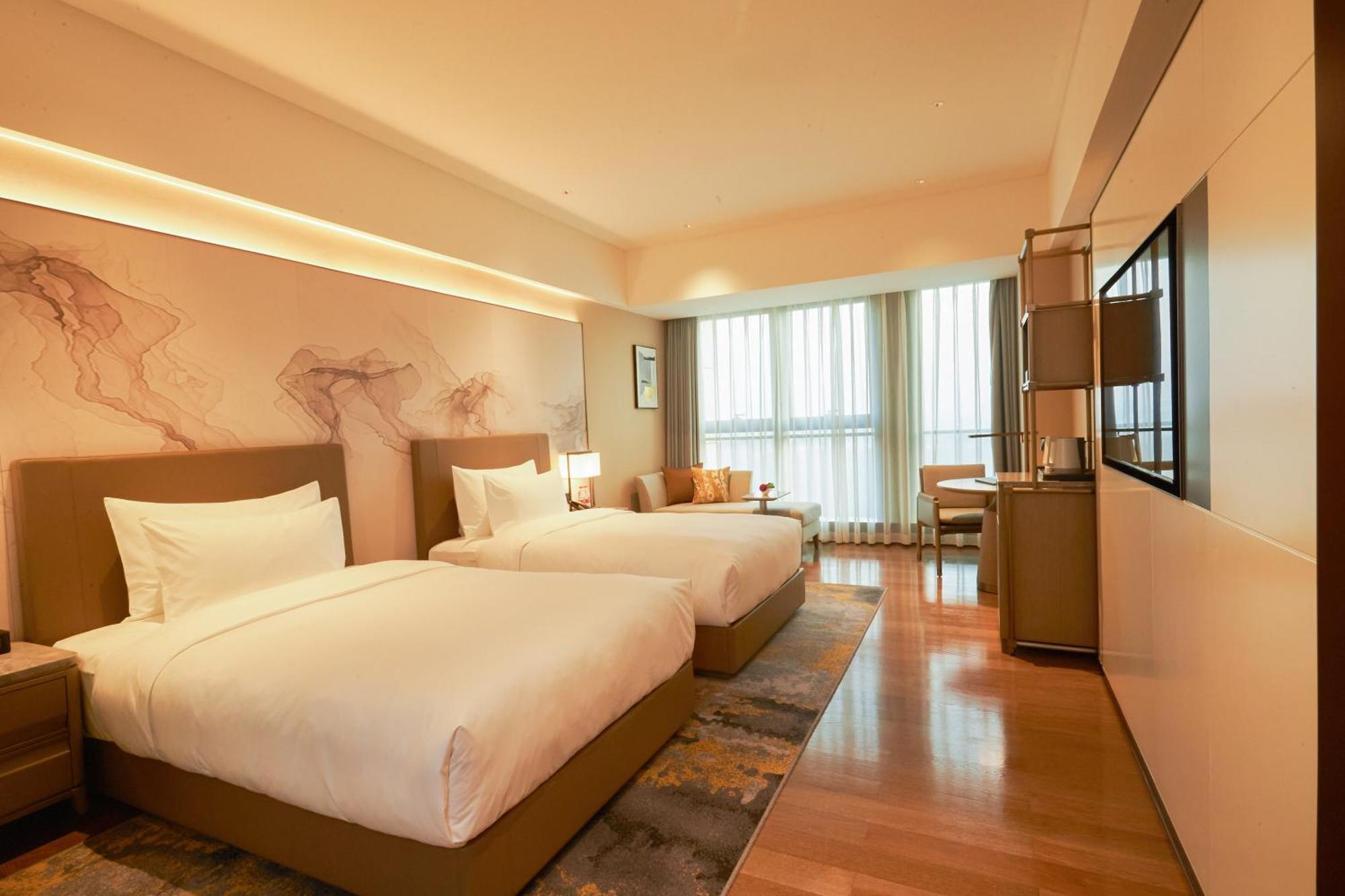 Guangzhou Pazhou Ln Dongfang Hotel Exterior photo