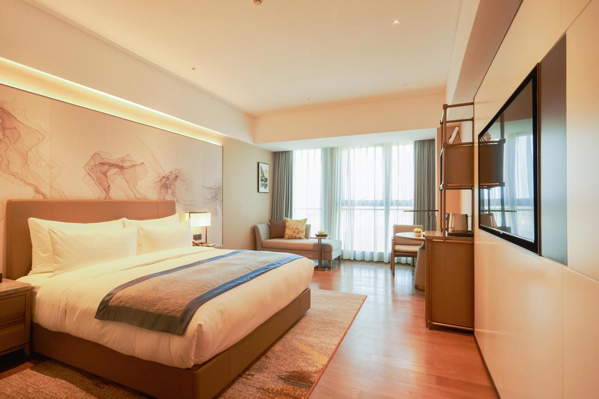 Guangzhou Pazhou Ln Dongfang Hotel Exterior photo