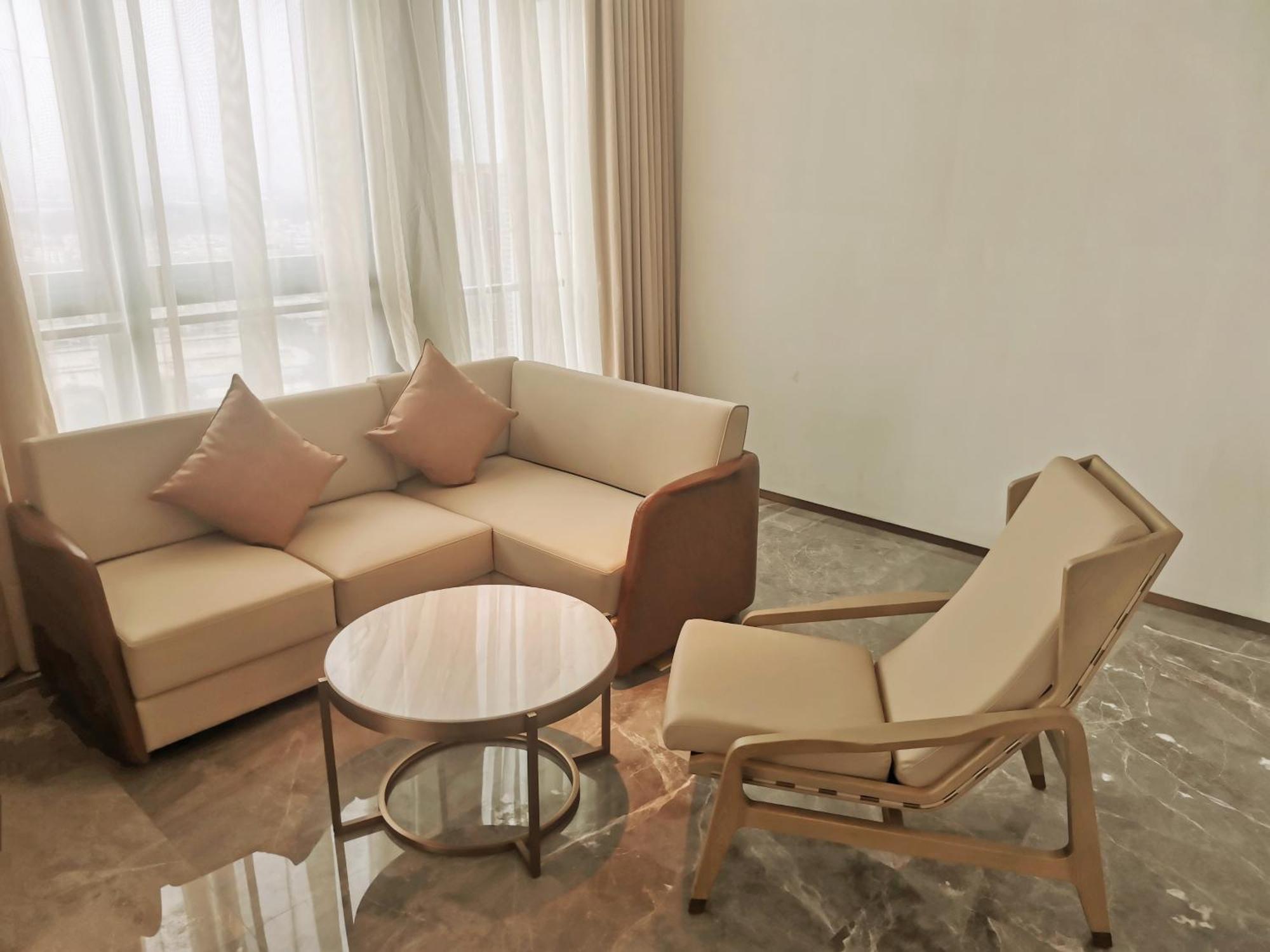 Guangzhou Pazhou Ln Dongfang Hotel Exterior photo