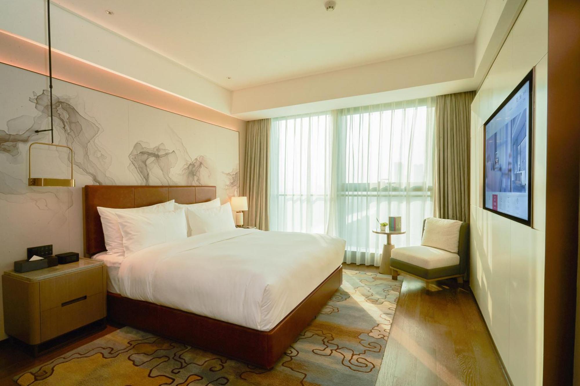 Guangzhou Pazhou Ln Dongfang Hotel Exterior photo